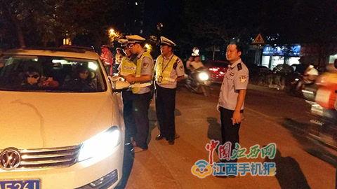 信丰学生爆料飙车案件最新,惊心动魄的街头追逐与警方紧急处置 第1张 信丰学生爆料飙车案件最新,惊心动魄的街头追逐与警方紧急处置 第1张